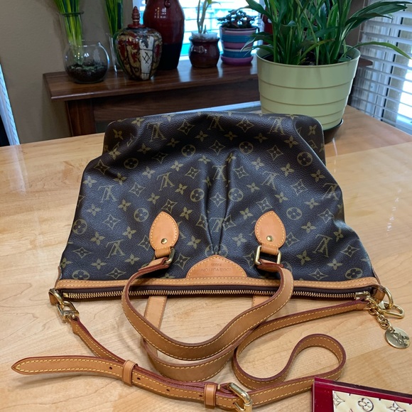Louis Vuitton Palermo PM - Picture 3 of 16